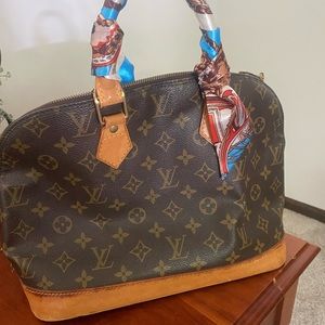 Louis Vuitton Handbag